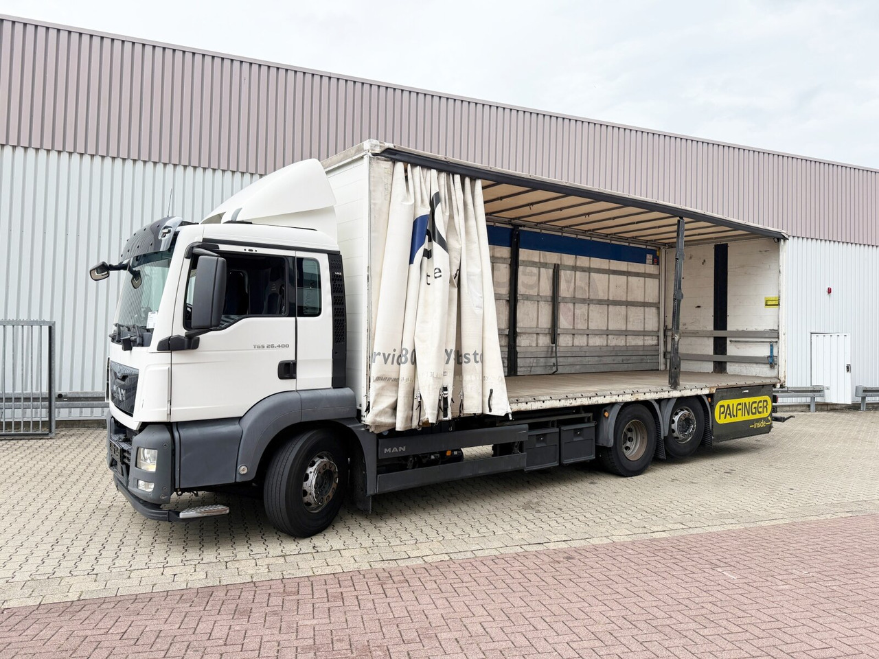 MAN TGS 26.400 6x2-4 LL TGS 26.400 6x2-4 LL, Lenk-/Liftachse - משאית צד נופל/ שטוחה, משאית מנוף: תמונה 1 MAN TGS 26.400 6x2-4 LL TGS 26.400 6x2-4 LL, Lenk-/Liftachse - משאית צד נופל/ שטוחה, משאית מנוף: תמונה 1