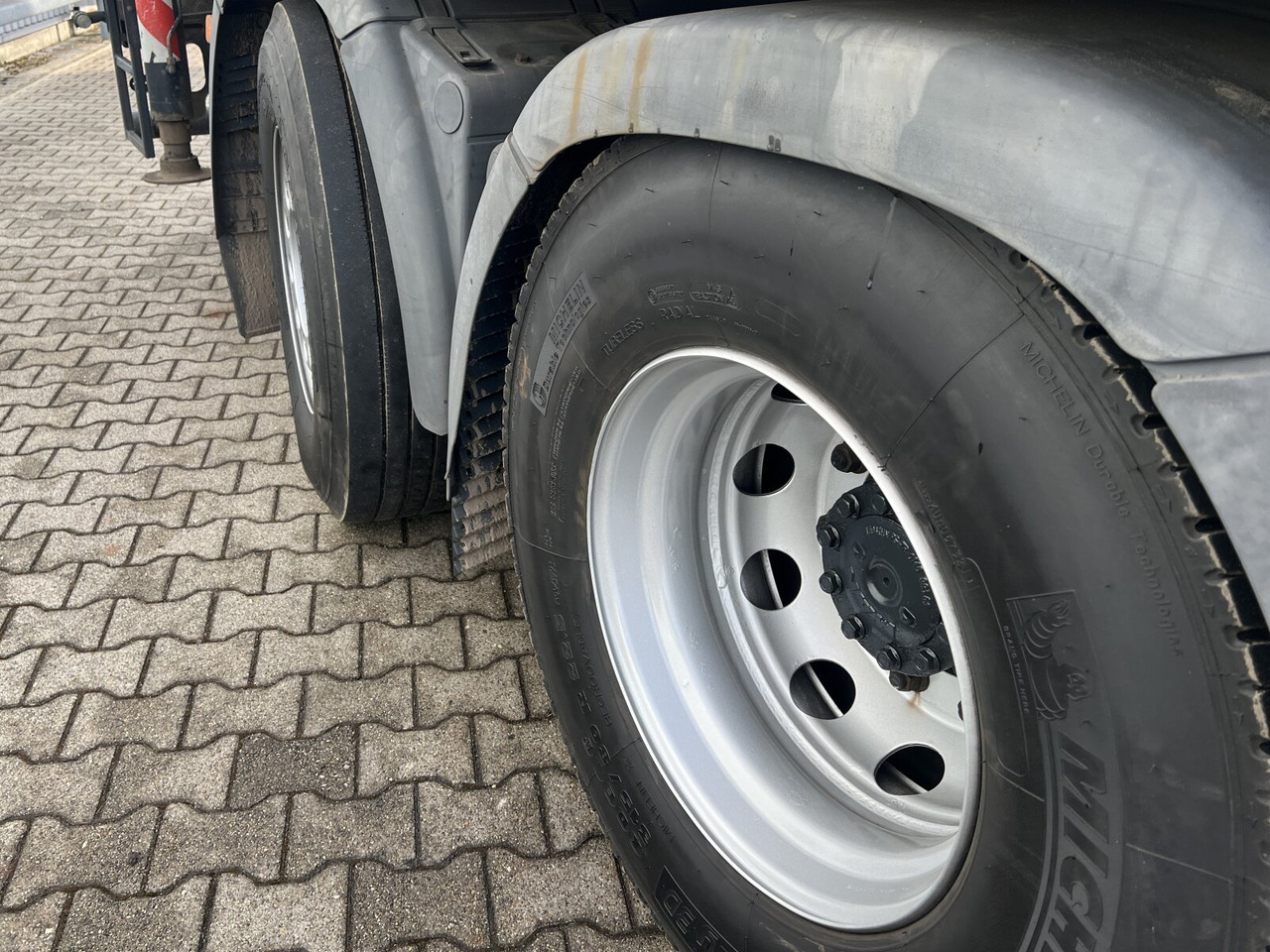 MAN TGS 26.400 6x2-4 LL TGS 26.400 6x2-4 LL, Navi, Lenk-/Liftachse, Heckkran Palfinger PK20001-K B, Funk - משאית מנוף, משאית צד נופל/ שטוחה: תמונה 3 MAN TGS 26.400 6x2-4 LL TGS 26.400 6x2-4 LL, Navi, Lenk-/Liftachse, Heckkran Palfinger PK20001-K B, Funk - משאית מנוף, משאית צד נופל/ שטוחה: תמונה 3