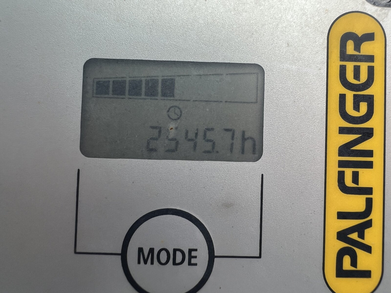 MAN TGS 26.400 6x2-4 LL TGS 26.400 6x2-4 LL, Navi, Lenk-/Liftachse, Heckkran Palfinger PK20001-K B, Funk - משאית מנוף, משאית צד נופל/ שטוחה: תמונה 2 MAN TGS 26.400 6x2-4 LL TGS 26.400 6x2-4 LL, Navi, Lenk-/Liftachse, Heckkran Palfinger PK20001-K B, Funk - משאית מנוף, משאית צד נופל/ שטוחה: תמונה 2