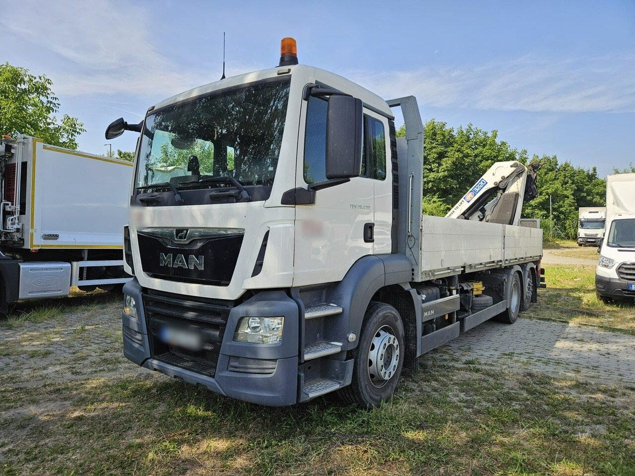 MAN TGS 26.430 6x2-4 BL TGS 26.430 6x2-4 BL, Lenk-/Liftachse, Heckkran HMF 3220K3, Funk - משאית מנוף, משאית צד נופל/ שטוחה: תמונה 1 MAN TGS 26.430 6x2-4 BL TGS 26.430 6x2-4 BL, Lenk-/Liftachse, Heckkran HMF 3220K3, Funk - משאית מנוף, משאית צד נופל/ שטוחה: תמונה 1