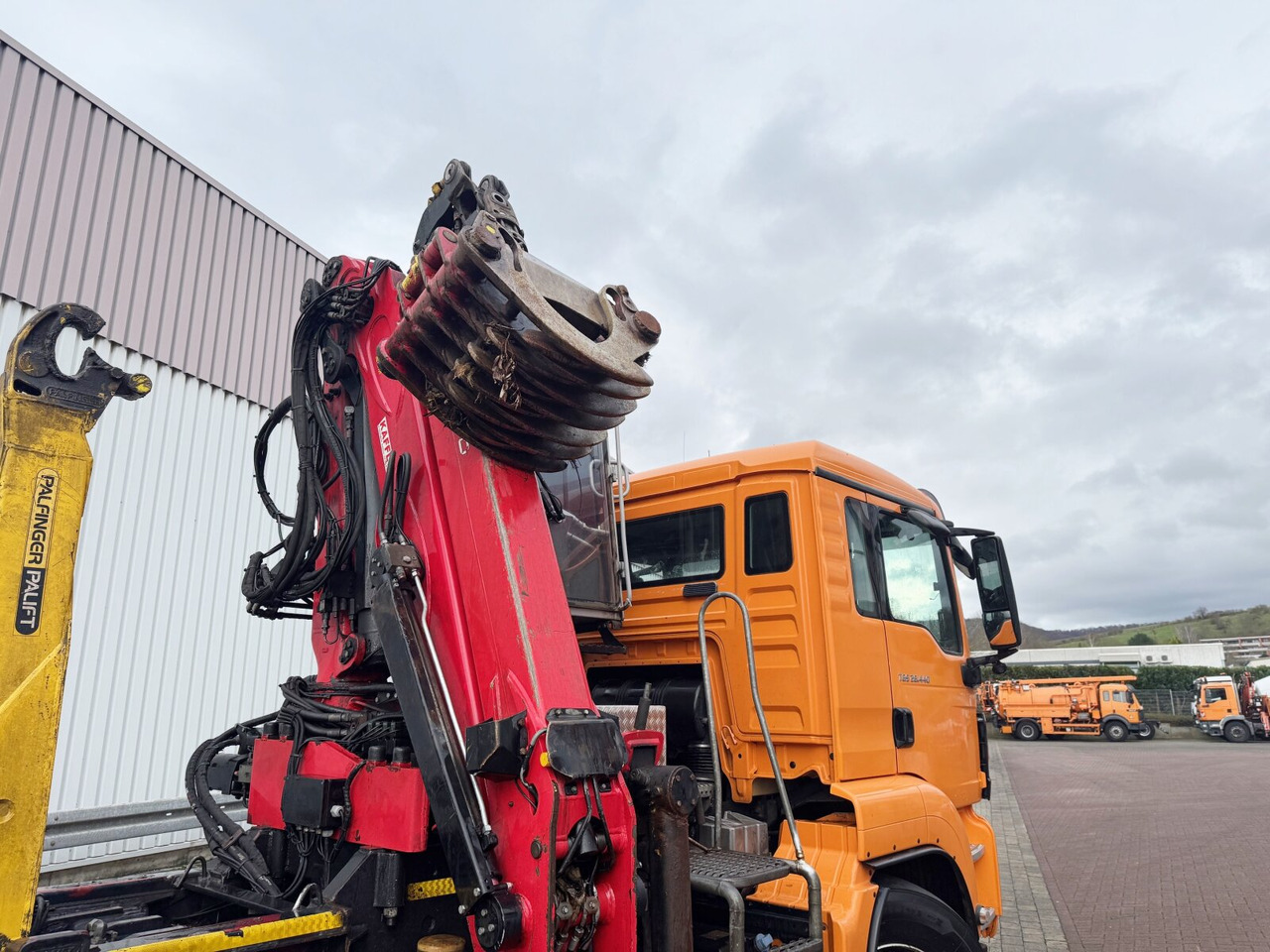 הַחכָּרָה MAN TGS 26.440 6x2-4 BL TGS 26.440 6x2-4 BL, Lenk-/Liftachse, Krankabine, Kran Epsilon Q150Z96 MAN TGS 26.440 6x2-4 BL TGS 26.440 6x2-4 BL, Lenk-/Liftachse, Krankabine, Kran Epsilon Q150Z96: תמונה 11