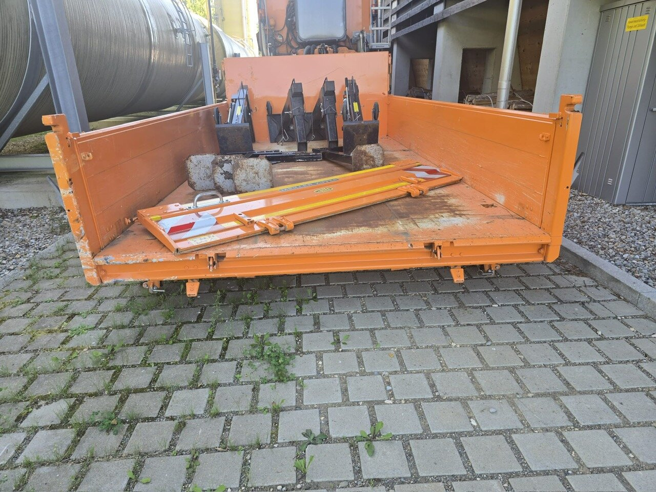 MAN TGS 28.400 6x4-4 BL TGS 28.400 6x4-4 BL, EEV, Lenk-/Liftachse, Wechselsystem Kipper/Salzsteuer - מזהיר: תמונה 3 MAN TGS 28.400 6x4-4 BL TGS 28.400 6x4-4 BL, EEV, Lenk-/Liftachse, Wechselsystem Kipper/Salzsteuer - מזהיר: תמונה 3