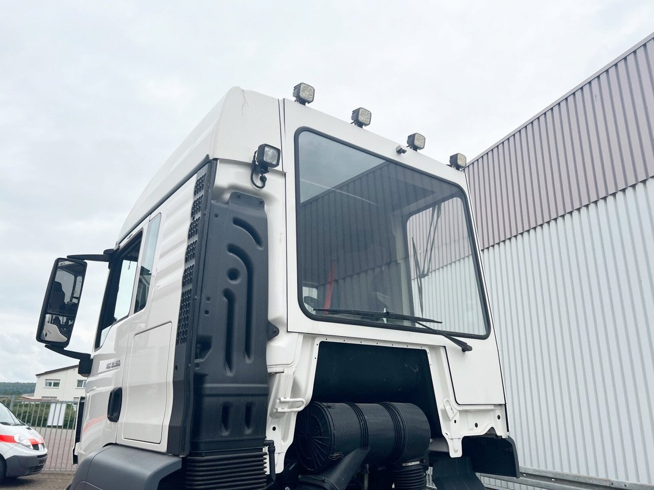 חָדָשׁ משאית עם שלדת תא MAN TGS 33.360/440 6x4 BB TGS 33.360/440 6x4 BB, Häckslerkabine, NMV Nebenantrieb: תמונה 15 חָדָשׁ משאית עם שלדת תא MAN TGS 33.360/440 6x4 BB TGS 33.360/440 6x4 BB, Häckslerkabine, NMV Nebenantrieb: תמונה 15