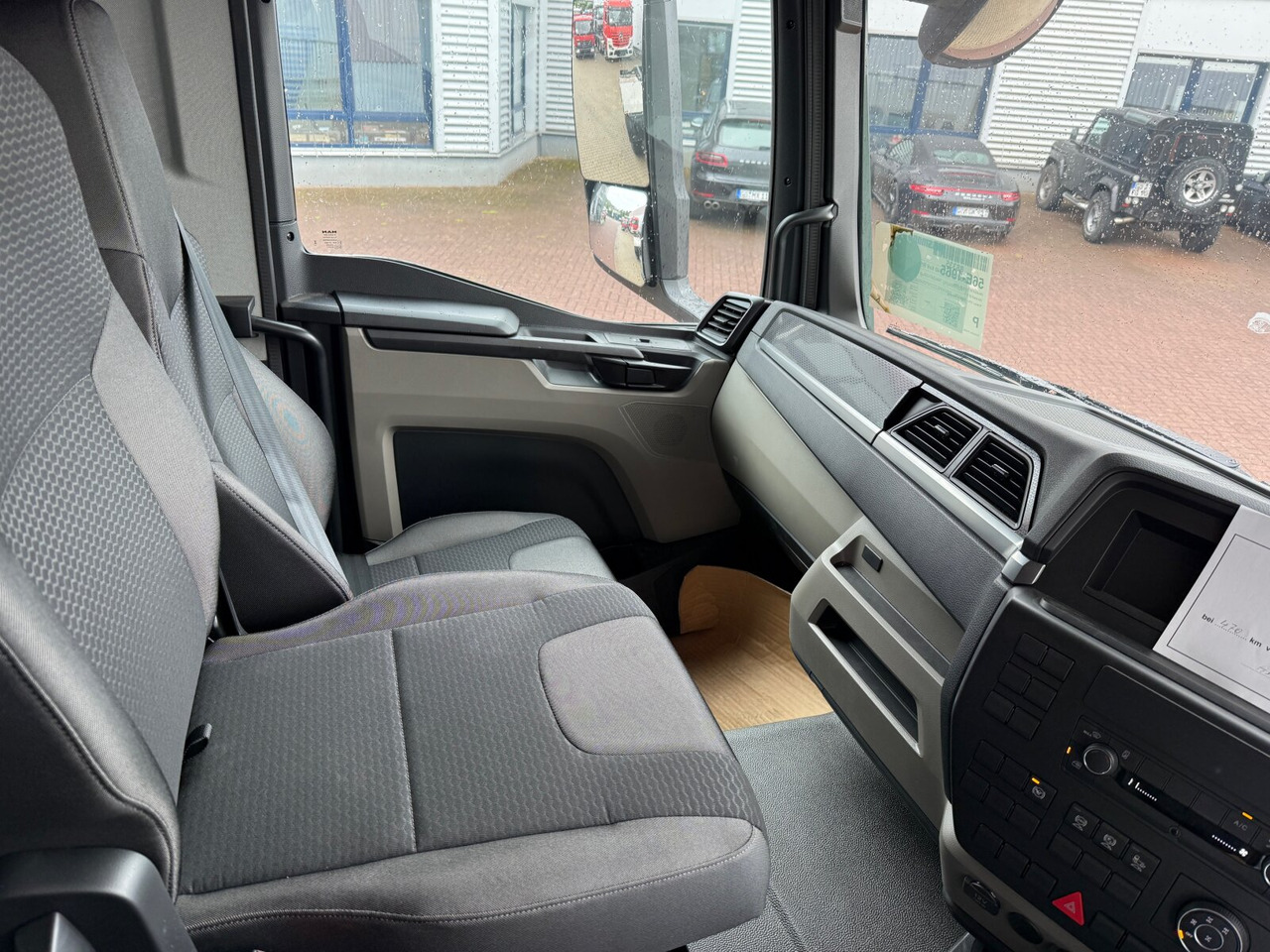 MAN TGS 33.440 6x6 BB CH RHD TGS 33.440 6x6 BB CH RHD, Euro2, Rechtslenker, Einzelbereifung - משאית עם שלדת תא: תמונה 5 MAN TGS 33.440 6x6 BB CH RHD TGS 33.440 6x6 BB CH RHD, Euro2, Rechtslenker, Einzelbereifung - משאית עם שלדת תא: תמונה 5