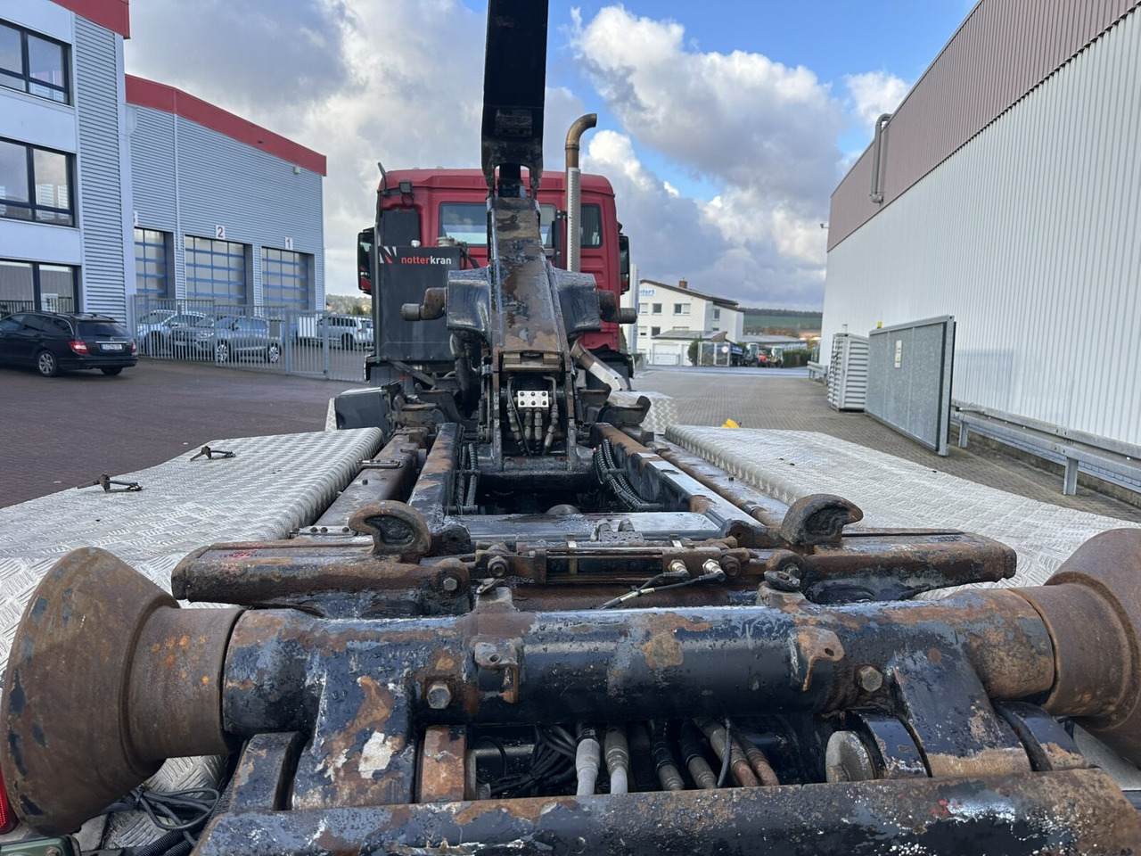 MAN TGS 35.480 8X4 BL TGS 35.400 8x4 BL, Schub-Knick bis 6,5m Container - משאית הרמת וו: תמונה 3 MAN TGS 35.480 8X4 BL TGS 35.400 8x4 BL, Schub-Knick bis 6,5m Container - משאית הרמת וו: תמונה 3