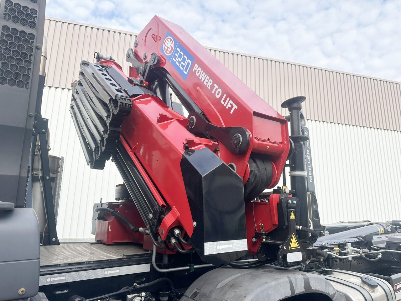 MAN TGS 35.480 8X4 BL TGS 35.480 8X4 BL, Intarder, Kran HMF 3220-K6, 4-fach Abstützung, Funk - משאית הרמת וו, משאית מנוף: תמונה 3 MAN TGS 35.480 8X4 BL TGS 35.480 8X4 BL, Intarder, Kran HMF 3220-K6, 4-fach Abstützung, Funk - משאית הרמת וו, משאית מנוף: תמונה 3