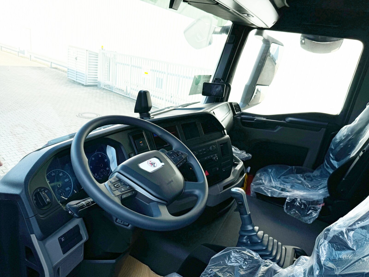 MAN TGS 35.480 8x6H BL CH TGS 35.480 8x6H BL CH, HydroDrive, Navi, Meiller 3-Seiten Kipper - מזהיר: תמונה 4 MAN TGS 35.480 8x6H BL CH TGS 35.480 8x6H BL CH, HydroDrive, Navi, Meiller 3-Seiten Kipper - מזהיר: תמונה 4