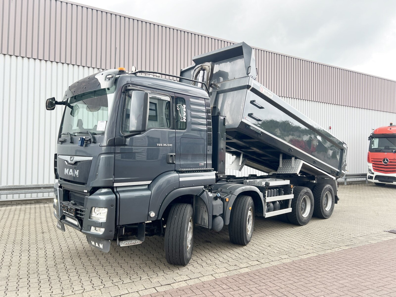 MAN TGS 35.510 8x4 BL TGS 35.510 8x4 BL, Intarder, Stahlmulde ca. 13m³, hydr. Heckklappenöffnung - מסיר פסולת: תמונה 1 MAN TGS 35.510 8x4 BL TGS 35.510 8x4 BL, Intarder, Stahlmulde ca. 13m³, hydr. Heckklappenöffnung - מסיר פסולת: תמונה 1