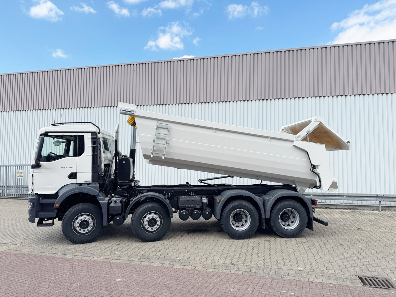 חָדָשׁ משאית עם שלדת תא MAN TGS 41.440/480 8x4 BB TGS 41.440/480 8x4 BB, Mulde ca. 16m³ mit hydraulischer Heckklappe, mehrfach VORHANDEN: תמונה 15