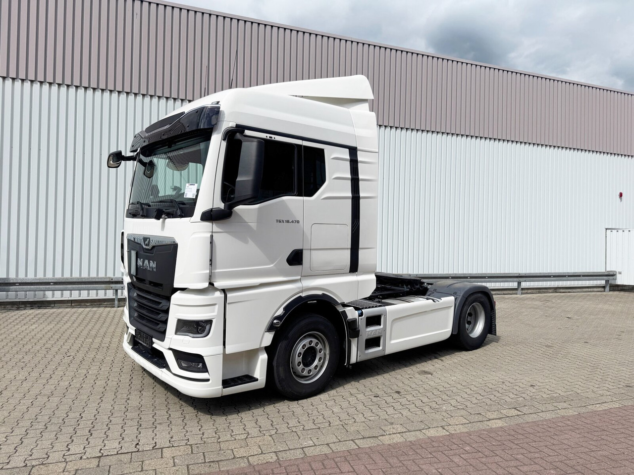 MAN TGX 18.470 4x2 BL TGX 18.470 4x2 BL, Retarder, Navi - יחידת טרקטור: תמונה 1 MAN TGX 18.470 4x2 BL TGX 18.470 4x2 BL, Retarder, Navi - יחידת טרקטור: תמונה 1