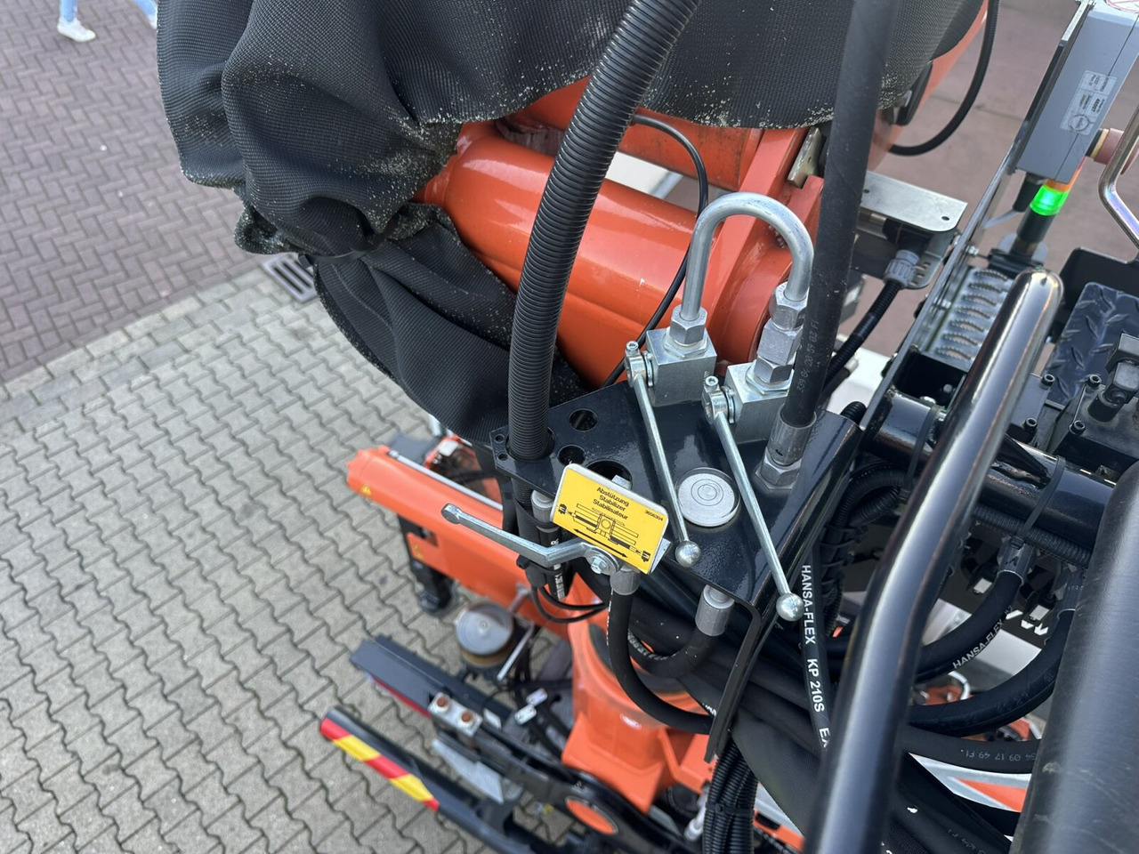 MAN TGX 26.470 6x2-4 BL TGX 26.470 6x2-4 BL, Lenk-/Liftachse, Retarder, Navi, Heckkran Atlas AK 170.2-A2 - משאית מנוף, משאית צד נופל/ שטוחה: תמונה 3 MAN TGX 26.470 6x2-4 BL TGX 26.470 6x2-4 BL, Lenk-/Liftachse, Retarder, Navi, Heckkran Atlas AK 170.2-A2 - משאית מנוף, משאית צד נופל/ שטוחה: תמונה 3