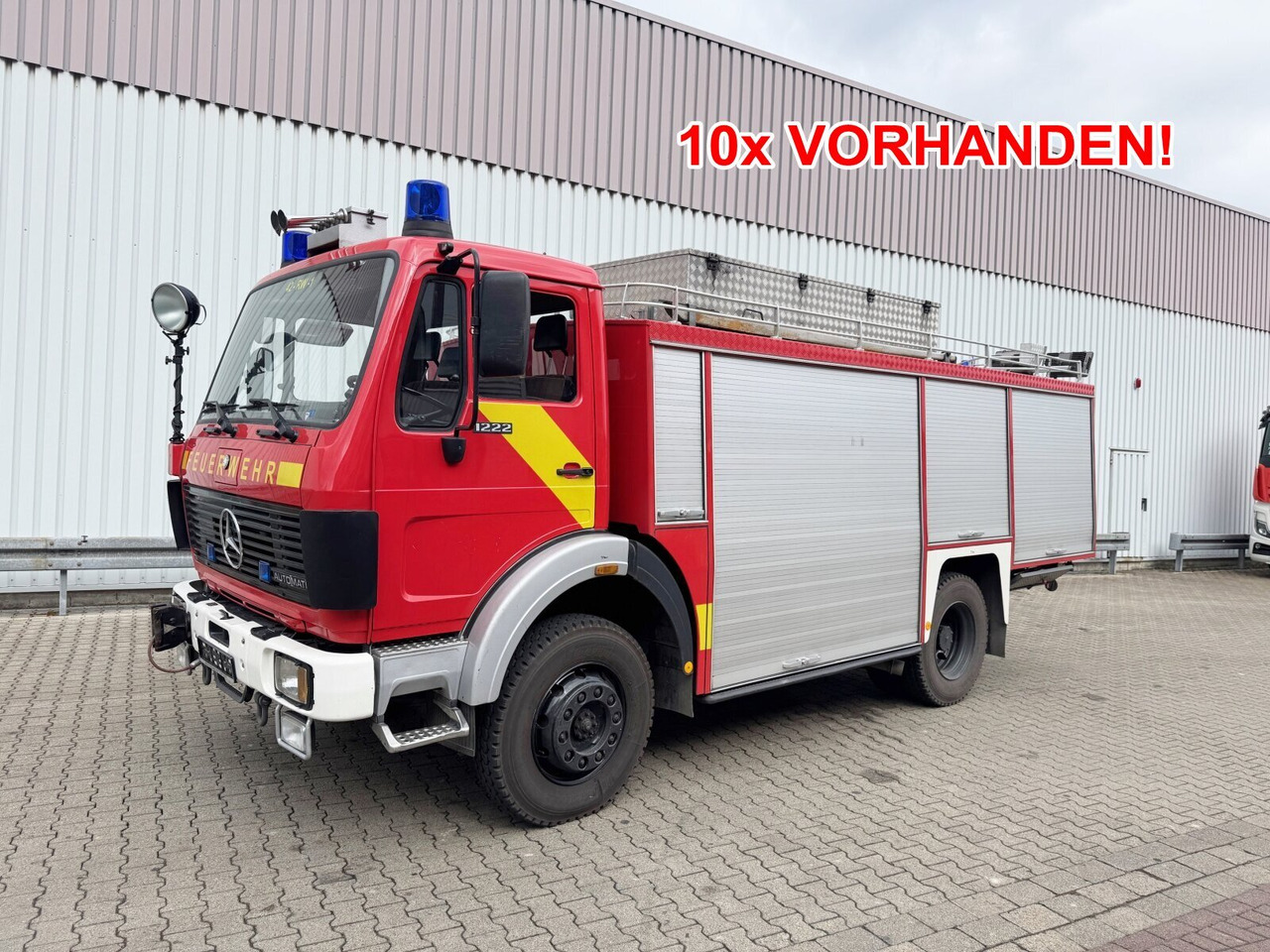 Mercedes-Benz 1222 AF 4x4 Rüstwagen RW 2 1222 AF 4x4, Rüstwagen RW 2, Seilwinde - אמבולנס: תמונה 1 Mercedes-Benz 1222 AF 4x4 Rüstwagen RW 2 1222 AF 4x4, Rüstwagen RW 2, Seilwinde - אמבולנס: תמונה 1