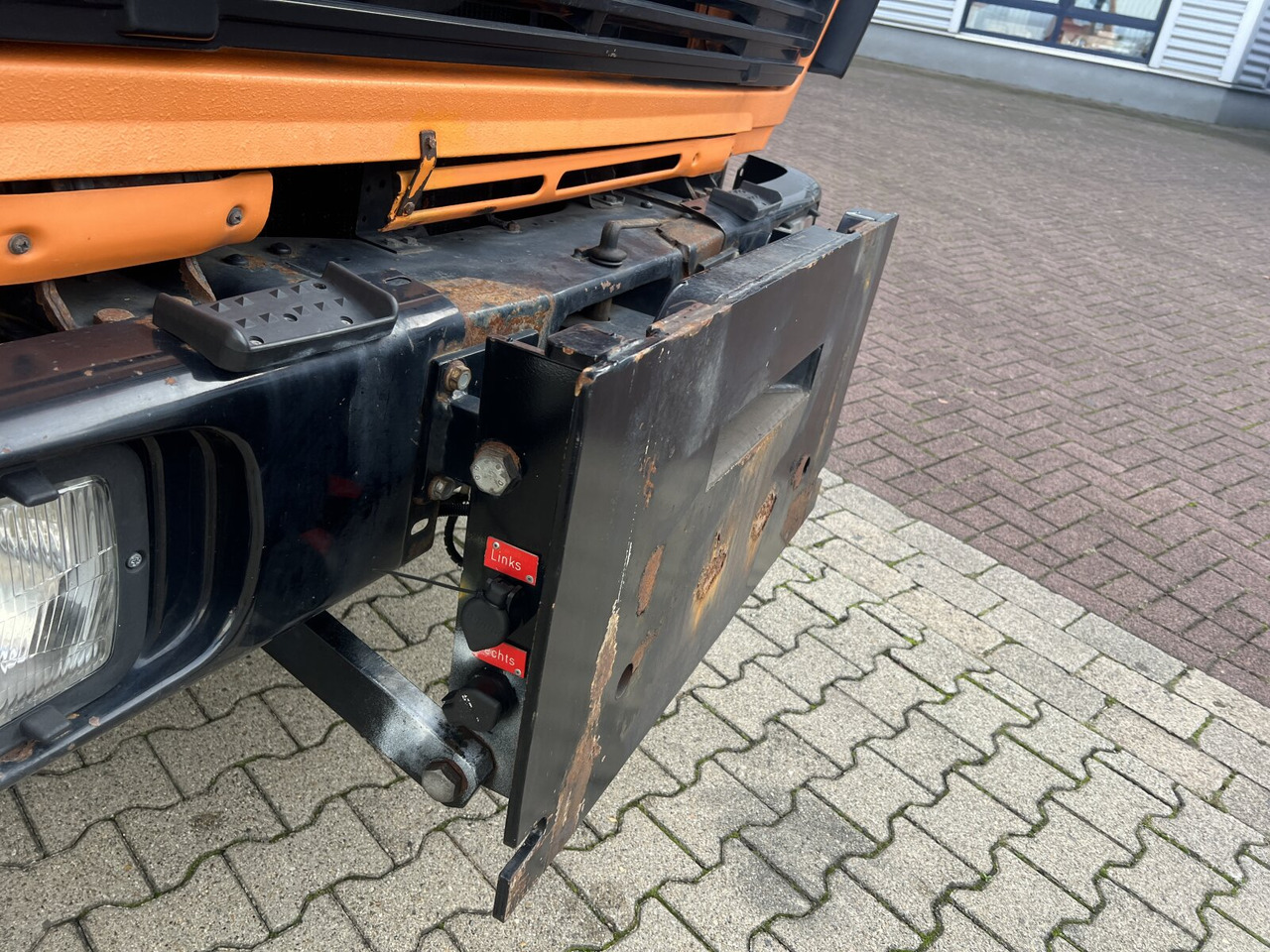 Mercedes-Benz 1617 C 4x2 1617 C 4x2, Winterdienstausstattung - מפלסת שלג: תמונה 4 Mercedes-Benz 1617 C 4x2 1617 C 4x2, Winterdienstausstattung - מפלסת שלג: תמונה 4