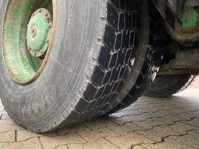 Mercedes-Benz 2635 6x4 2635 6x4, V8-Motor - משאית עם שלדת תא: תמונה 2 Mercedes-Benz 2635 6x4 2635 6x4, V8-Motor - משאית עם שלדת תא: תמונה 2
