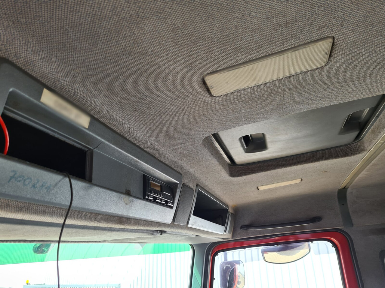 Mercedes-Benz Actros 1835 K 4x2 Actros 1835 K 4x2 - משאית עם שלדת תא: תמונה 5 Mercedes-Benz Actros 1835 K 4x2 Actros 1835 K 4x2 - משאית עם שלדת תא: תמונה 5