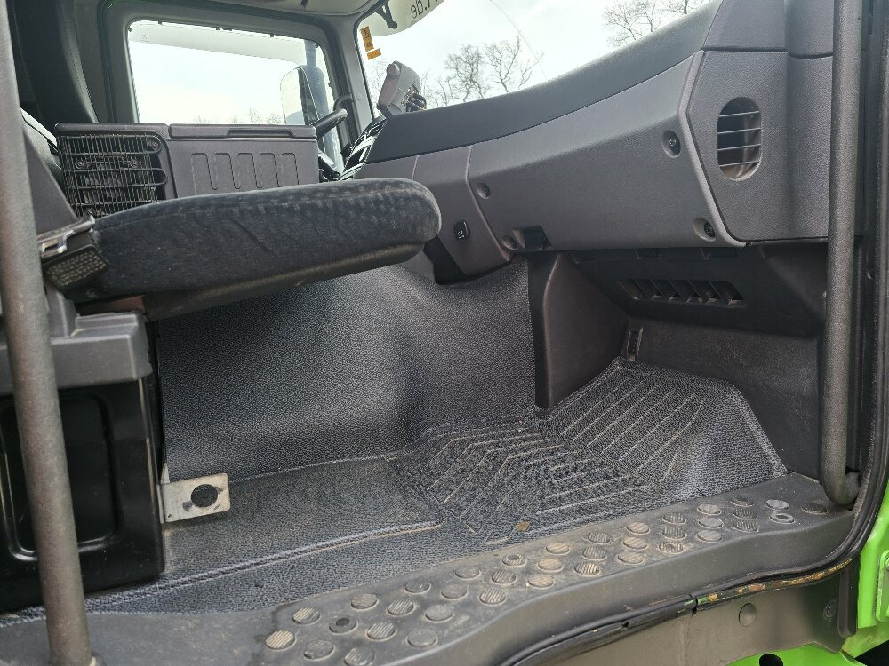 משאית עם שלדת תא Mercedes-Benz Actros 2032 LA 4x4 Actros 2032 LA 4x4/ Rdstand 3.600 mm: תמונה 11