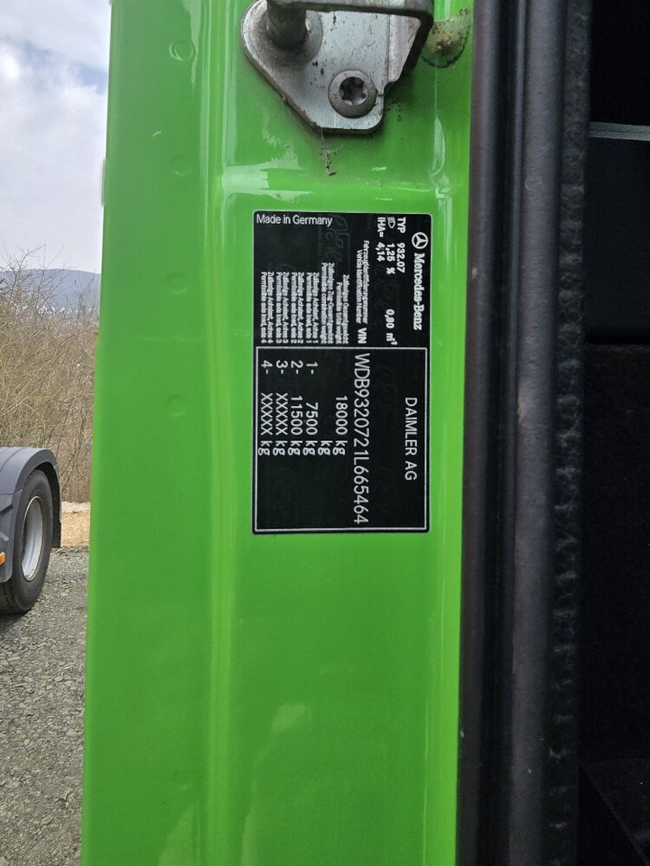Mercedes-Benz Actros 2032 LA 4x4 Actros 2032 LA 4x4/ Rdstand 3.600 mm - משאית עם שלדת תא: תמונה 2 Mercedes-Benz Actros 2032 LA 4x4 Actros 2032 LA 4x4/ Rdstand 3.600 mm - משאית עם שלדת תא: תמונה 2