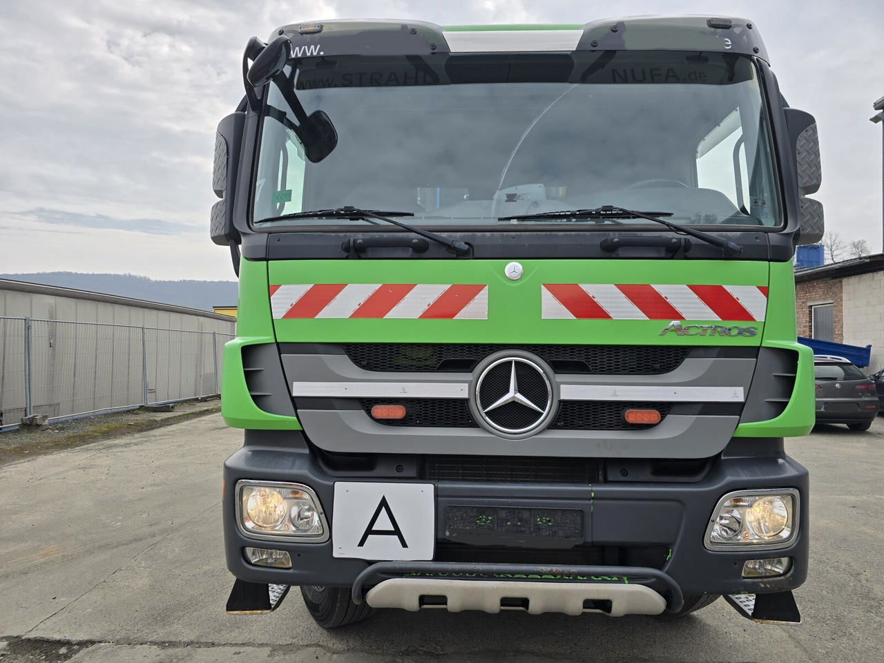 משאית עם שלדת תא Mercedes-Benz Actros 2032 LA 4x4 Actros 2032 LA 4x4/ Rdstand 3.600 mm: תמונה 8