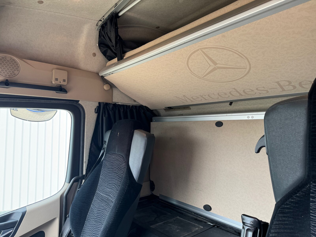 Mercedes-Benz Actros 2540 L 6x2 Actros 2540 L 6x2, Retarder, Liftachse, StreamSpace - משאית עם שלדת תא: תמונה 5 Mercedes-Benz Actros 2540 L 6x2 Actros 2540 L 6x2, Retarder, Liftachse, StreamSpace - משאית עם שלדת תא: תמונה 5