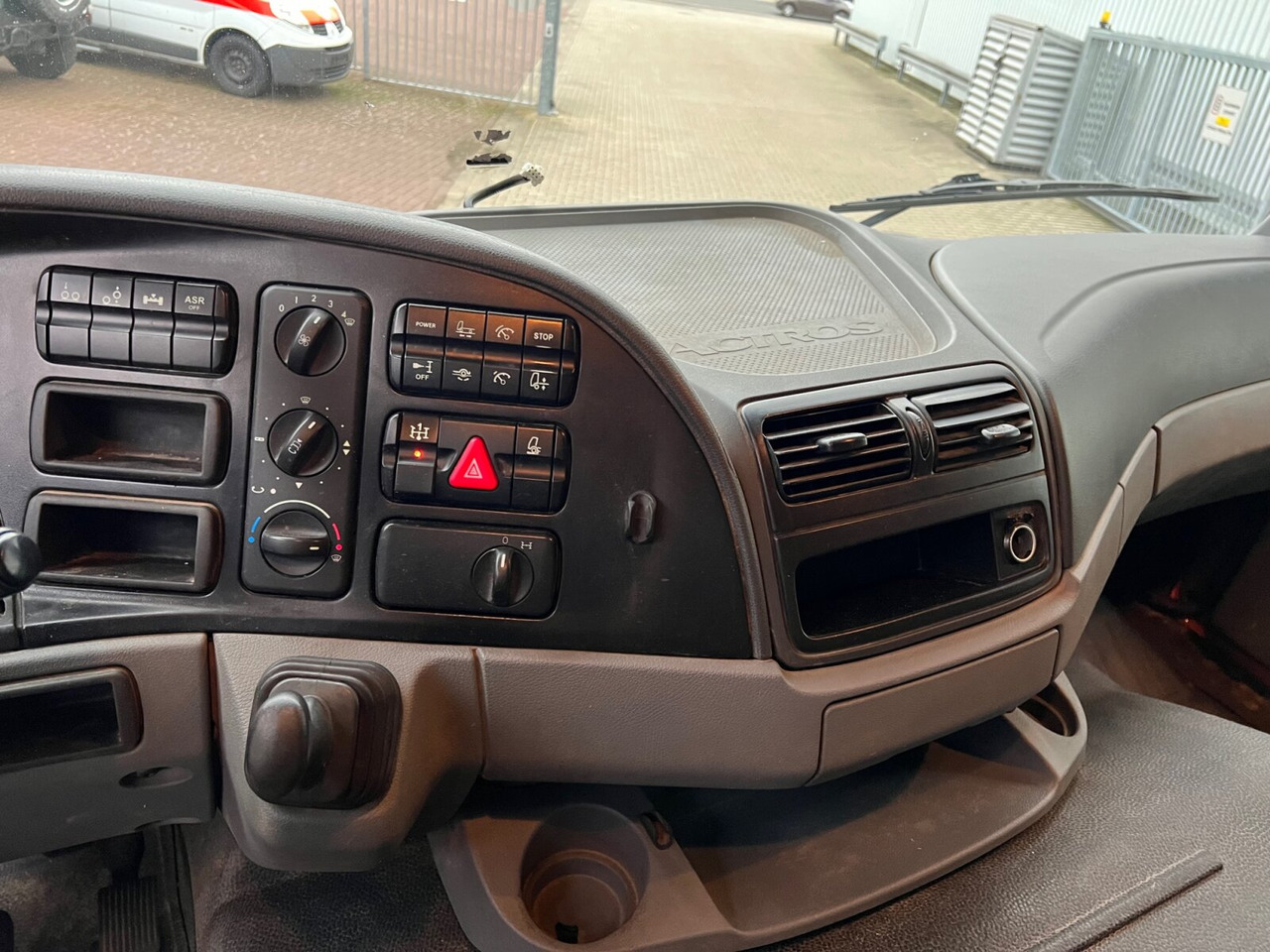 Mercedes-Benz Actros 2541 L 6x2 Actros 2541 L 6x2, Lenk-/Liftachse - משאית עם שלדת תא: תמונה 3 Mercedes-Benz Actros 2541 L 6x2 Actros 2541 L 6x2, Lenk-/Liftachse - משאית עם שלדת תא: תמונה 3