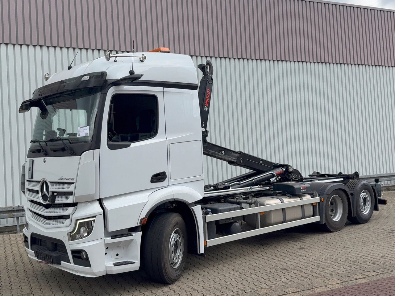 Mercedes-Benz Actros 2545 L 6x2 Actros 2545 L 6x2, Retarder, Lenk-/Liftachse, MirrorCam, MultimediaCockpit, Navi - משאית הרמת וו: תמונה 1 Mercedes-Benz Actros 2545 L 6x2 Actros 2545 L 6x2, Retarder, Lenk-/Liftachse, MirrorCam, MultimediaCockpit, Navi - משאית הרמת וו: תמונה 1
