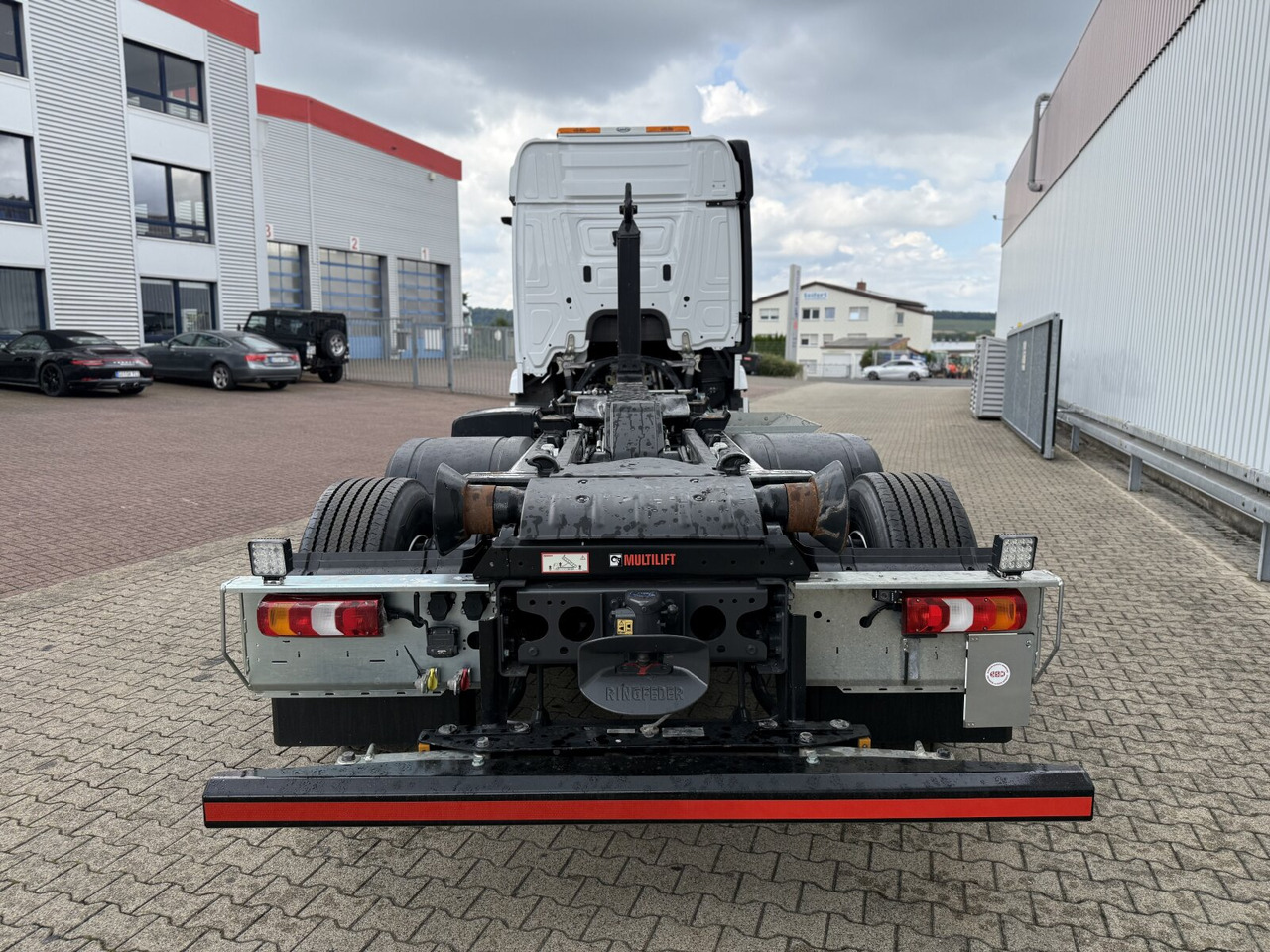 Mercedes-Benz Actros 2545 L 6x2 Actros 2545 L 6x2, Retarder, Lenk-/Liftachse, MirrorCam, MultimediaCockpit, Navi - משאית הרמת וו: תמונה 4 Mercedes-Benz Actros 2545 L 6x2 Actros 2545 L 6x2, Retarder, Lenk-/Liftachse, MirrorCam, MultimediaCockpit, Navi - משאית הרמת וו: תמונה 4