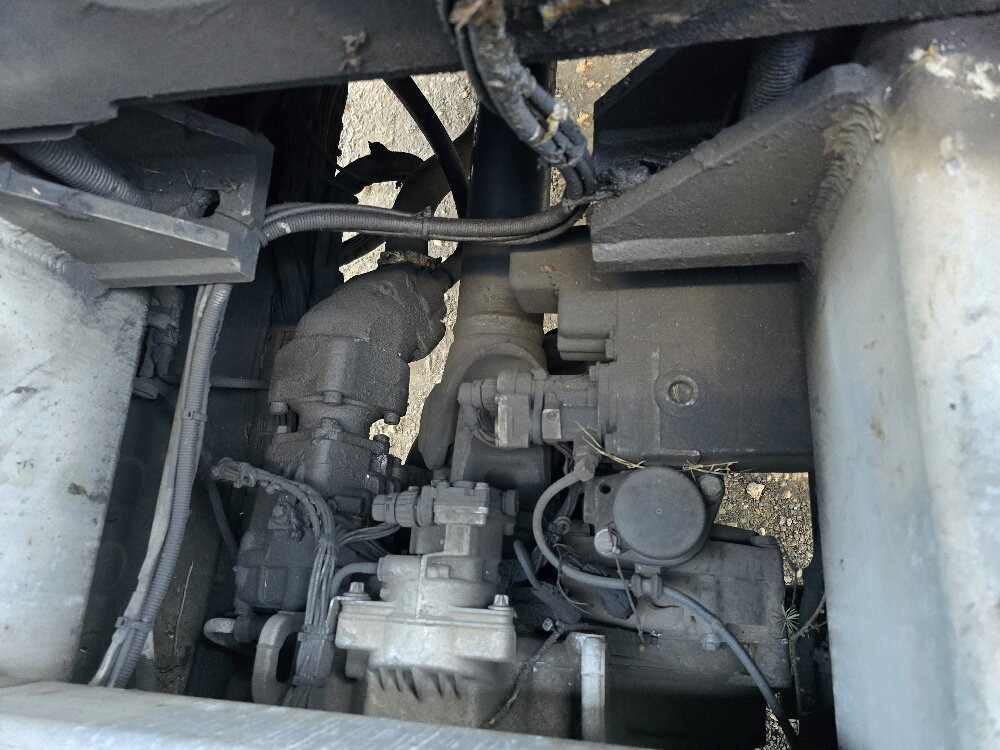 Mercedes-Benz Actros 2546 L 6x2 Actros 2546 L 6x2, Hiab Kran 244 E - 6 Hiduo, 16,1 m 920 kg, Funk - משאית מנוף, משאית צד נופל/ שטוחה: תמונה 2 Mercedes-Benz Actros 2546 L 6x2 Actros 2546 L 6x2, Hiab Kran 244 E - 6 Hiduo, 16,1 m 920 kg, Funk - משאית מנוף, משאית צד נופל/ שטוחה: תמונה 2