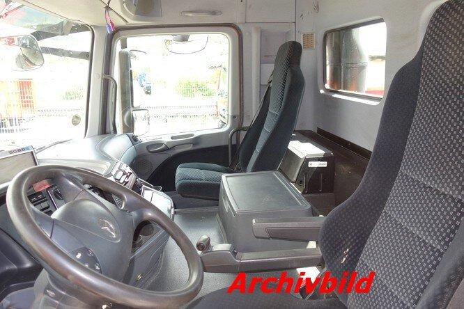 Mercedes-Benz Actros 2551 L 6x2 Actros 2551L/6x2,Meiller, Lenk-Liftachse V 8 - משאית הרמת וו: תמונה 4 Mercedes-Benz Actros 2551 L 6x2 Actros 2551L/6x2,Meiller, Lenk-Liftachse V 8 - משאית הרמת וו: תמונה 4