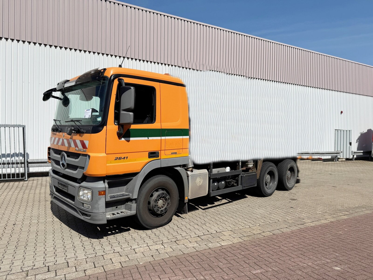 Mercedes-Benz Actros 2641/48 L 6x4 Actros 2641/48 L 6x4 - משאית עם שלדת תא: תמונה 1 Mercedes-Benz Actros 2641/48 L 6x4 Actros 2641/48 L 6x4 - משאית עם שלדת תא: תמונה 1