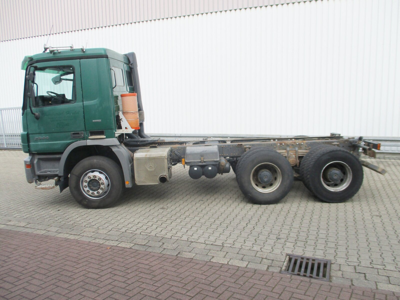 משאית עם שלדת תא Mercedes-Benz Actros 2644/48 K 6x4 Actros 2644/48 K 6x4: תמונה 8