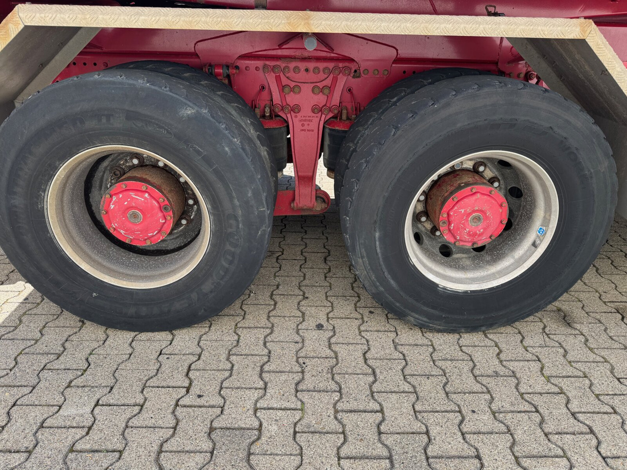 Mercedes-Benz Actros 2648 LK 6x4 Actros 2648 LK 6x4, Retarder, Bi-Xenon - משאית עם שלדת תא: תמונה 5 Mercedes-Benz Actros 2648 LK 6x4 Actros 2648 LK 6x4, Retarder, Bi-Xenon - משאית עם שלדת תא: תמונה 5