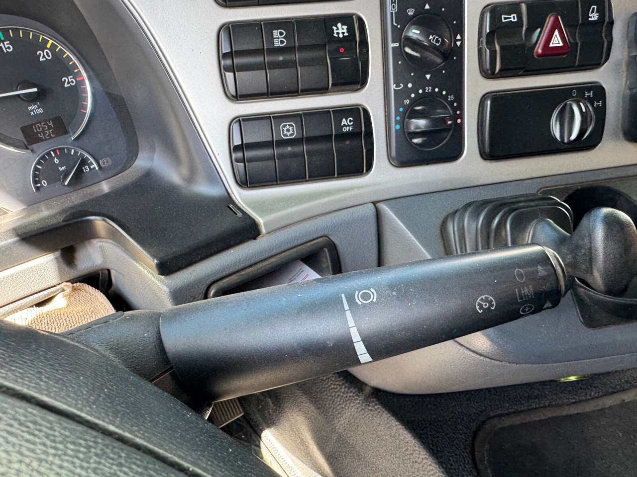 Mercedes-Benz Actros 2648 LK 6x4 Actros 2648 LK 6x4, Retarder, Bi-Xenon - יחידת טרקטור: תמונה 3 Mercedes-Benz Actros 2648 LK 6x4 Actros 2648 LK 6x4, Retarder, Bi-Xenon - יחידת טרקטור: תמונה 3