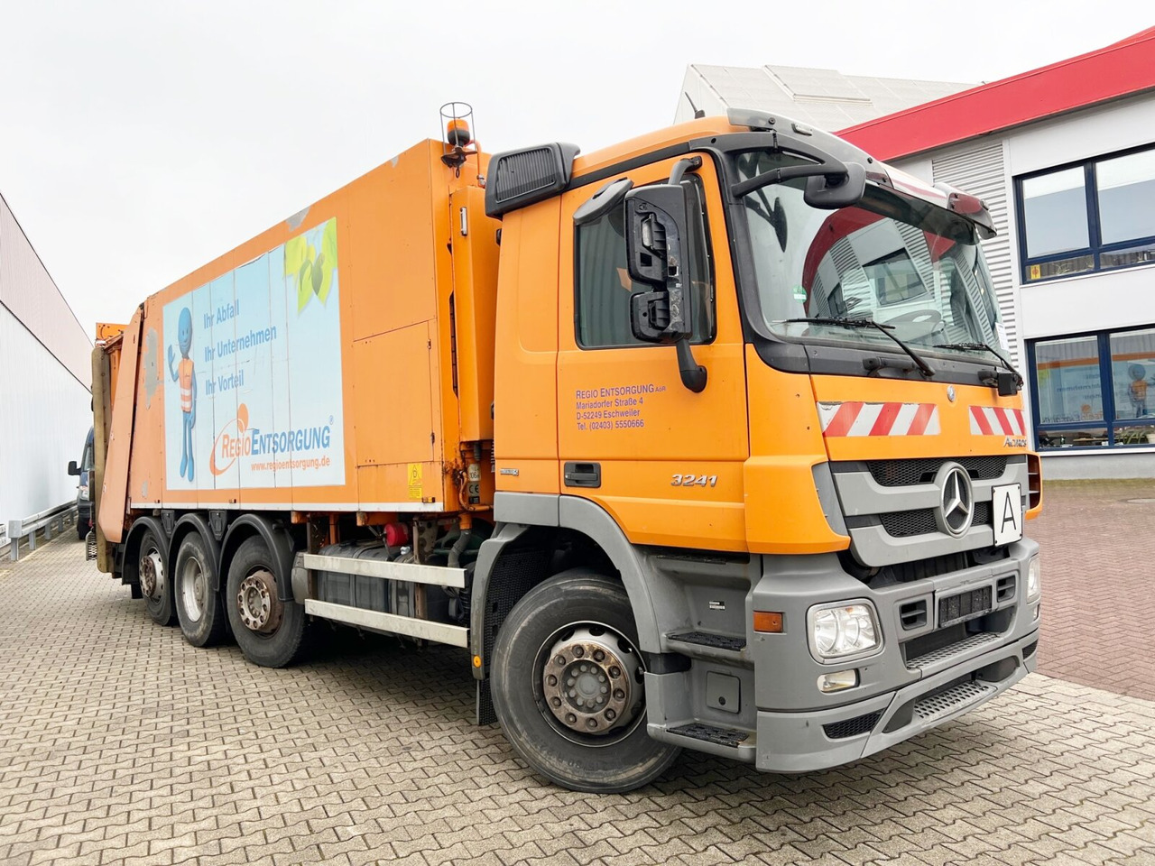 משאית אשפה עבור הובלה של אשפה Mercedes-Benz Actros 3241 L 8x2/6 Actros 3241 L 8x2/6, 2x Lenkachse, Zöller Medium XL, Zöller-Schüttung: תמונה 9