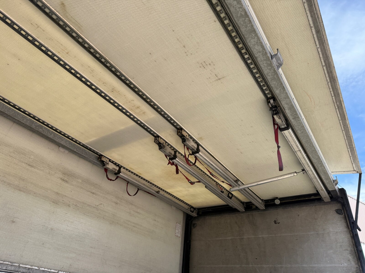 Mercedes-Benz Antos 1836 L 4x2 Antos 1836 L 4x2, Getränkekoffer, LBW Dautel - משאית תיבה: תמונה 4 Mercedes-Benz Antos 1836 L 4x2 Antos 1836 L 4x2, Getränkekoffer, LBW Dautel - משאית תיבה: תמונה 4