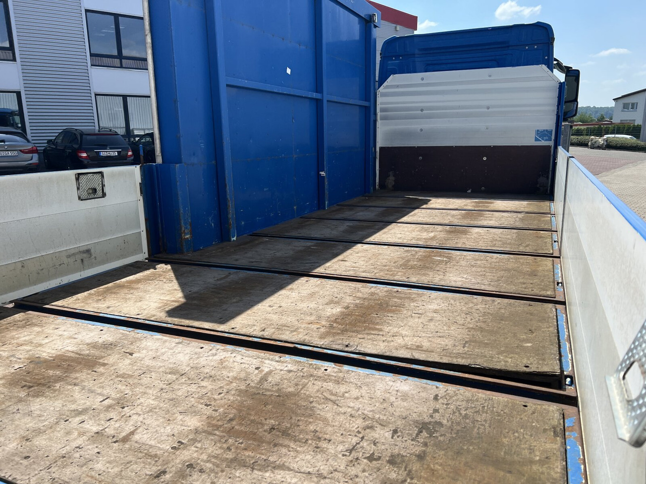 Mercedes-Benz Antos 1836 L 4x2 Antos 1836 L 4x2, Glastransporter, Heckkran Palfinger Pk 12002-EH, Funk - משאית מנוף: תמונה 5 Mercedes-Benz Antos 1836 L 4x2 Antos 1836 L 4x2, Glastransporter, Heckkran Palfinger Pk 12002-EH, Funk - משאית מנוף: תמונה 5