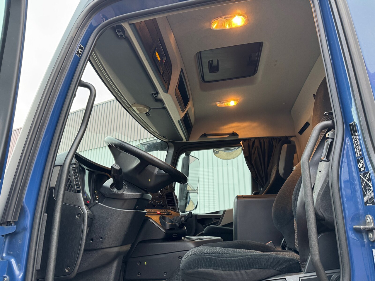 Mercedes-Benz Antos 2540 L 6x2 Antos 2540 L 6x2, Lenkachse, HMF 2110-L3 Heckkran - משאית מנוף, משאית צד נופל/ שטוחה: תמונה 3 Mercedes-Benz Antos 2540 L 6x2 Antos 2540 L 6x2, Lenkachse, HMF 2110-L3 Heckkran - משאית מנוף, משאית צד נופל/ שטוחה: תמונה 3