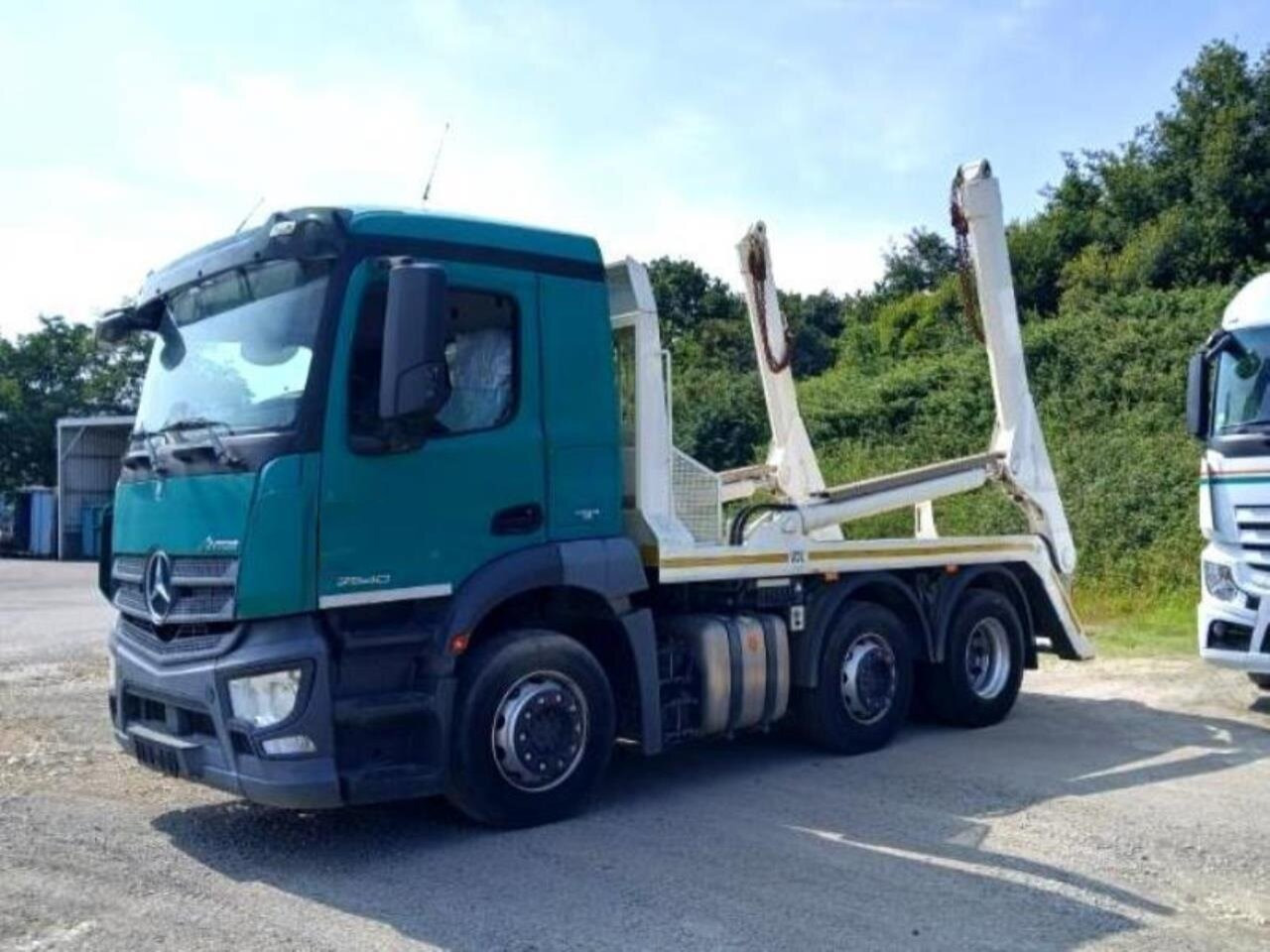 Mercedes-Benz Antos 2540 L 6x2 Antos 2540 L 6x2, Vorlaufachse lenk-,liftbar - משאית דילוג העמסה: תמונה 4 Mercedes-Benz Antos 2540 L 6x2 Antos 2540 L 6x2, Vorlaufachse lenk-,liftbar - משאית דילוג העמסה: תמונה 4