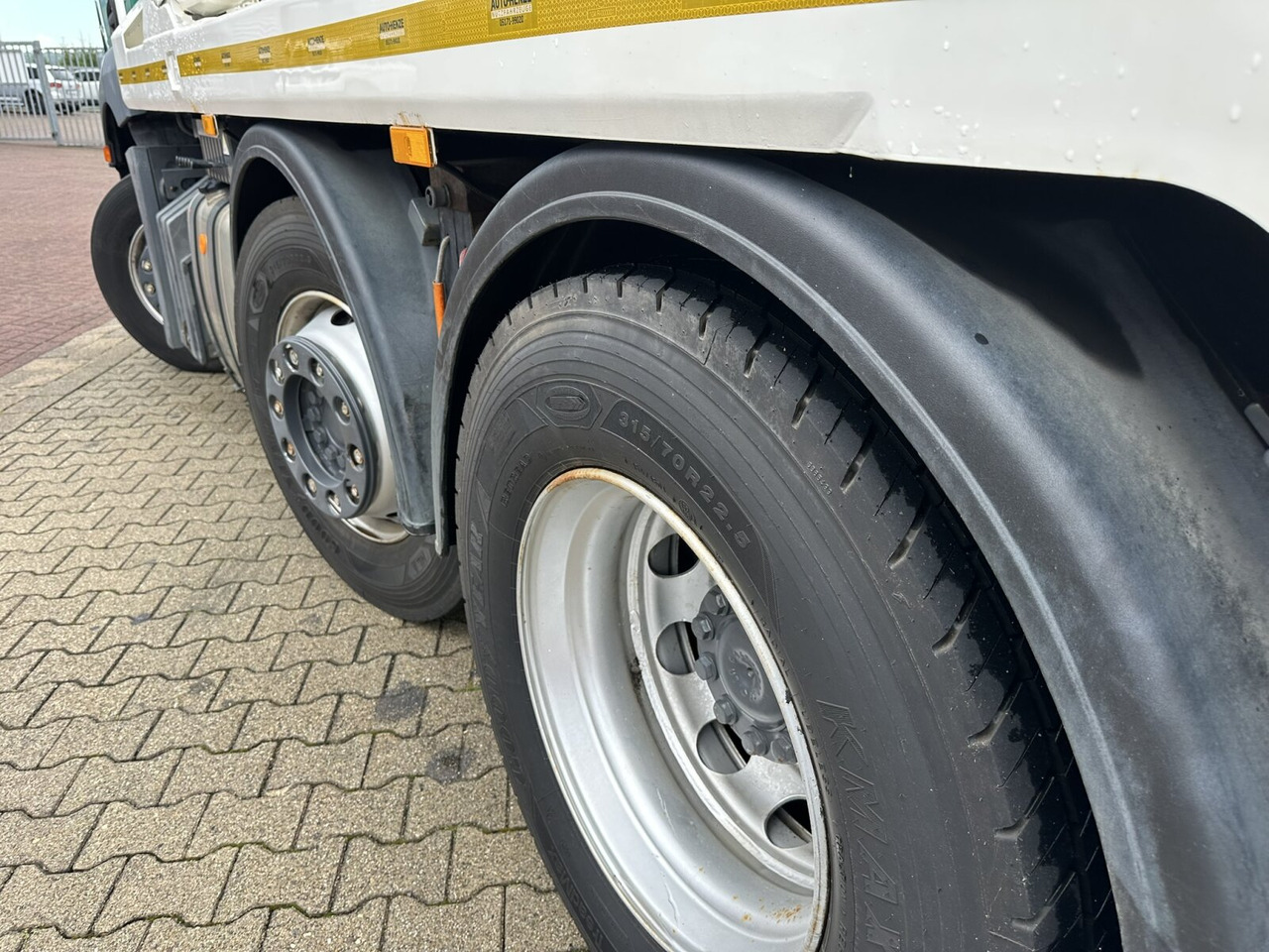 Mercedes-Benz Antos 2540 L 6x2 Antos 2540 L 6x2, Vorlauflenk-/Liftachse, Teleabsetzer - משאית דילוג העמסה: תמונה 5 Mercedes-Benz Antos 2540 L 6x2 Antos 2540 L 6x2, Vorlauflenk-/Liftachse, Teleabsetzer - משאית דילוג העמסה: תמונה 5