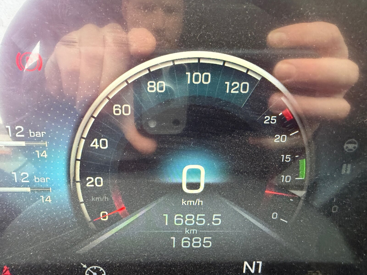 Mercedes-Benz Arocs 1840 K 4x2 Arocs 1840 K 4x2, MultimediaCockpit, 2x Nebenantrieb, NMV & Motorabtrieb - יחידת טרקטור: תמונה 4 Mercedes-Benz Arocs 1840 K 4x2 Arocs 1840 K 4x2, MultimediaCockpit, 2x Nebenantrieb, NMV & Motorabtrieb - יחידת טרקטור: תמונה 4