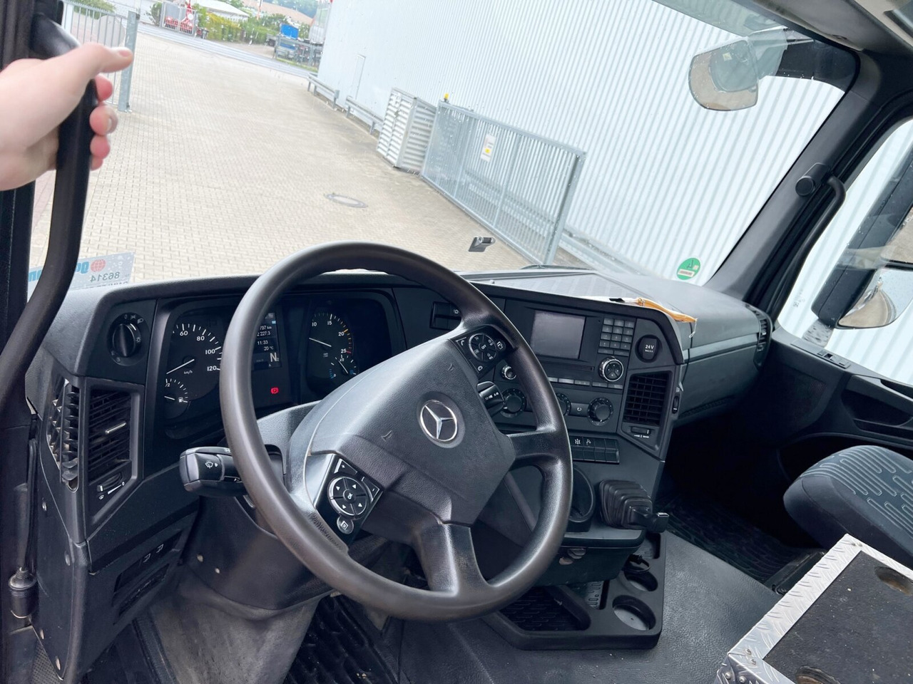 Mercedes-Benz Arocs 1840 K 4x2 Arocs 1840 K 4x2 - מזהיר: תמונה 4 Mercedes-Benz Arocs 1840 K 4x2 Arocs 1840 K 4x2 - מזהיר: תמונה 4