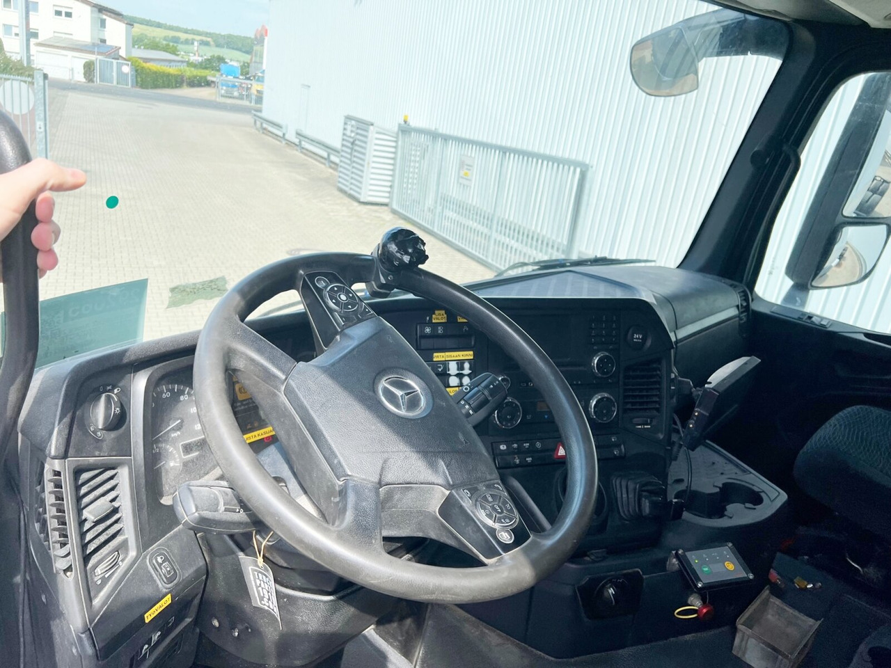 Mercedes-Benz Arocs 2642/45 K 6x4 Arocs 2642/45 K 6x4/33 , Retarder, Motorabtrieb - משאית הרמת וו: תמונה 2 Mercedes-Benz Arocs 2642/45 K 6x4 Arocs 2642/45 K 6x4/33 , Retarder, Motorabtrieb - משאית הרמת וו: תמונה 2