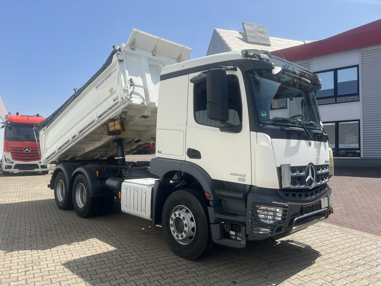 מזהיר Mercedes-Benz Arocs 2643 K 6x4 Arocs 2643 K 6x4, Meiller Kipper: תמונה 8