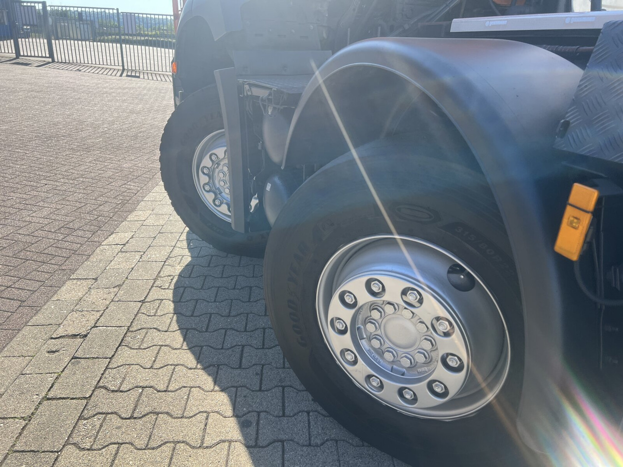 Mercedes-Benz Arocs 3243 LK 8x4/4 Arocs 3243 LK 8x4/4, Motorabtrieb - משאית הרמת וו: תמונה 2 Mercedes-Benz Arocs 3243 LK 8x4/4 Arocs 3243 LK 8x4/4, Motorabtrieb - משאית הרמת וו: תמונה 2