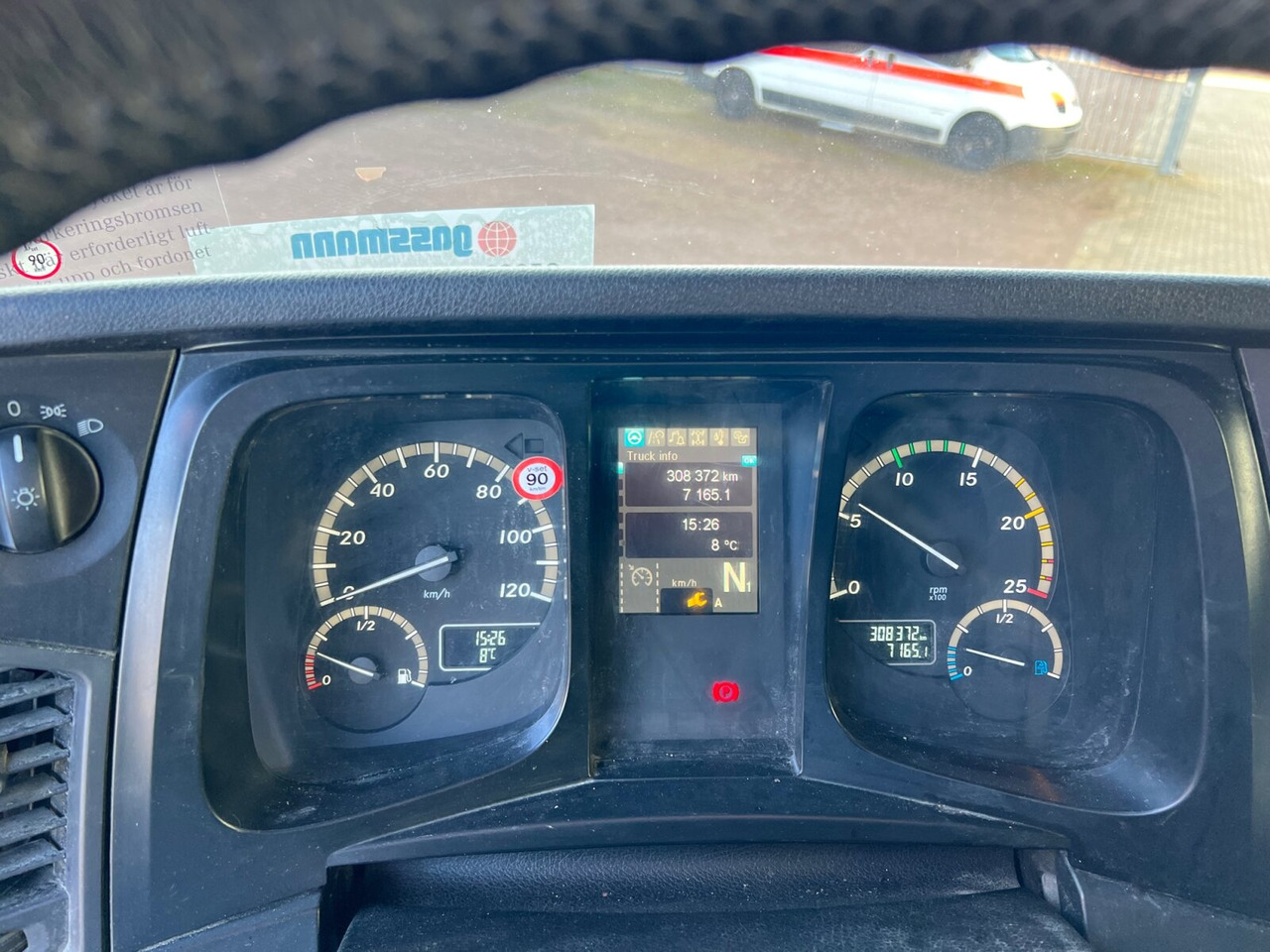 Mercedes-Benz Arocs 3351 LS 6x4 Arocs 3351 LS 6x4, StreamSpace, Bi-Xenon, Hydraulik - יחידת טרקטור: תמונה 4 Mercedes-Benz Arocs 3351 LS 6x4 Arocs 3351 LS 6x4, StreamSpace, Bi-Xenon, Hydraulik - יחידת טרקטור: תמונה 4