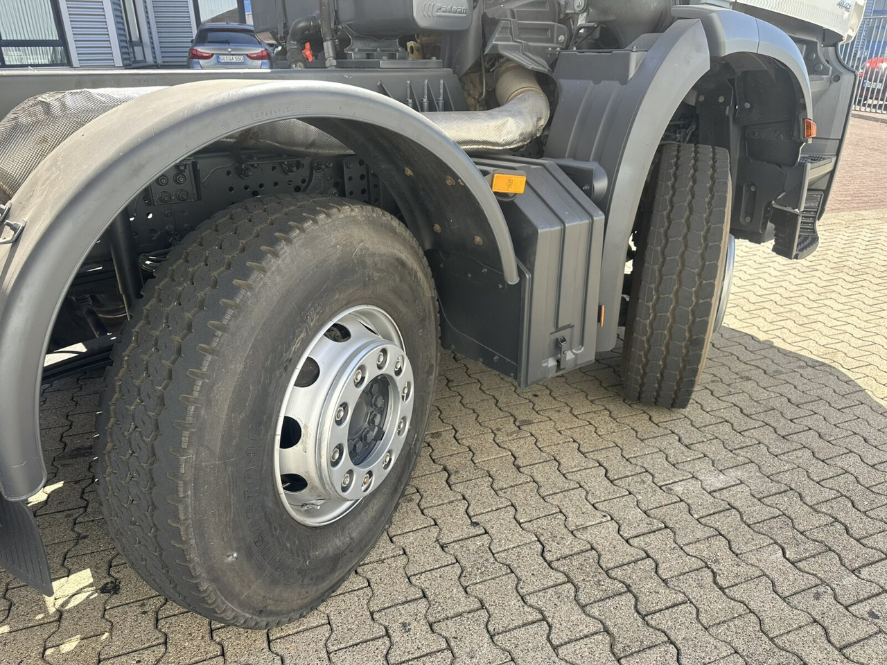 Mercedes-Benz Arocs 4142 K 8x4/4 Arocs 4142/45 K 8x4/4, Meiller Bordmatik links - מזהיר: תמונה 2 Mercedes-Benz Arocs 4142 K 8x4/4 Arocs 4142/45 K 8x4/4, Meiller Bordmatik links - מזהיר: תמונה 2