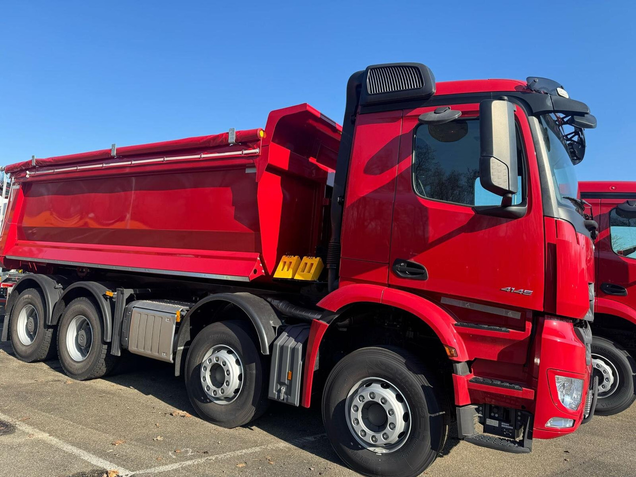 Mercedes-Benz Arocs 4145 K 8x4/4 Arocs 4145 K 8x4/4, Grounder, MultimediaCockpit, Navi, Stahlmulde ca. 16m³ - מסיר פסולת: תמונה 3 Mercedes-Benz Arocs 4145 K 8x4/4 Arocs 4145 K 8x4/4, Grounder, MultimediaCockpit, Navi, Stahlmulde ca. 16m³ - מסיר פסולת: תמונה 3