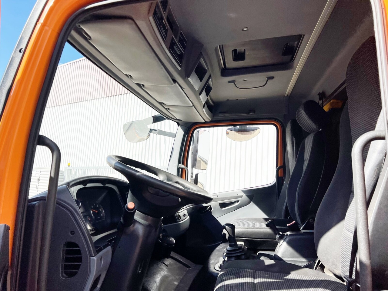Mercedes-Benz Atego 1024 L 4x2 Atego 1024 L 4x2 mit Kran Fassi F80A.0.21 - משאית מנוף, משאית צד נופל/ שטוחה: תמונה 4 Mercedes-Benz Atego 1024 L 4x2 Atego 1024 L 4x2 mit Kran Fassi F80A.0.21 - משאית מנוף, משאית צד נופל/ שטוחה: תמונה 4