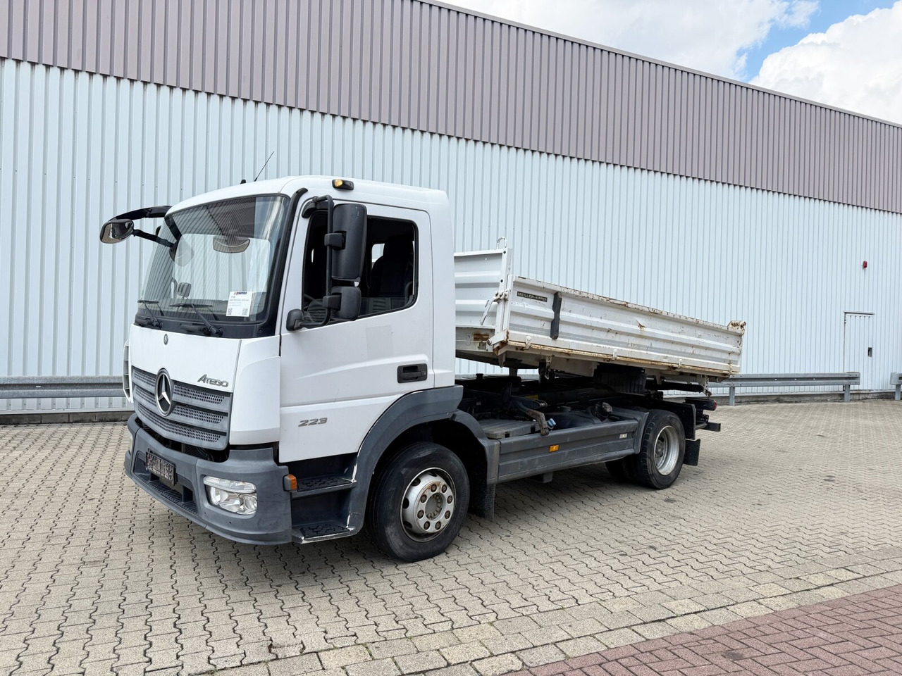 Mercedes-Benz Atego 1223 K 4x2 Atego 1223 K 4x2, 2x AHK - מזהיר: תמונה 1 Mercedes-Benz Atego 1223 K 4x2 Atego 1223 K 4x2, 2x AHK - מזהיר: תמונה 1