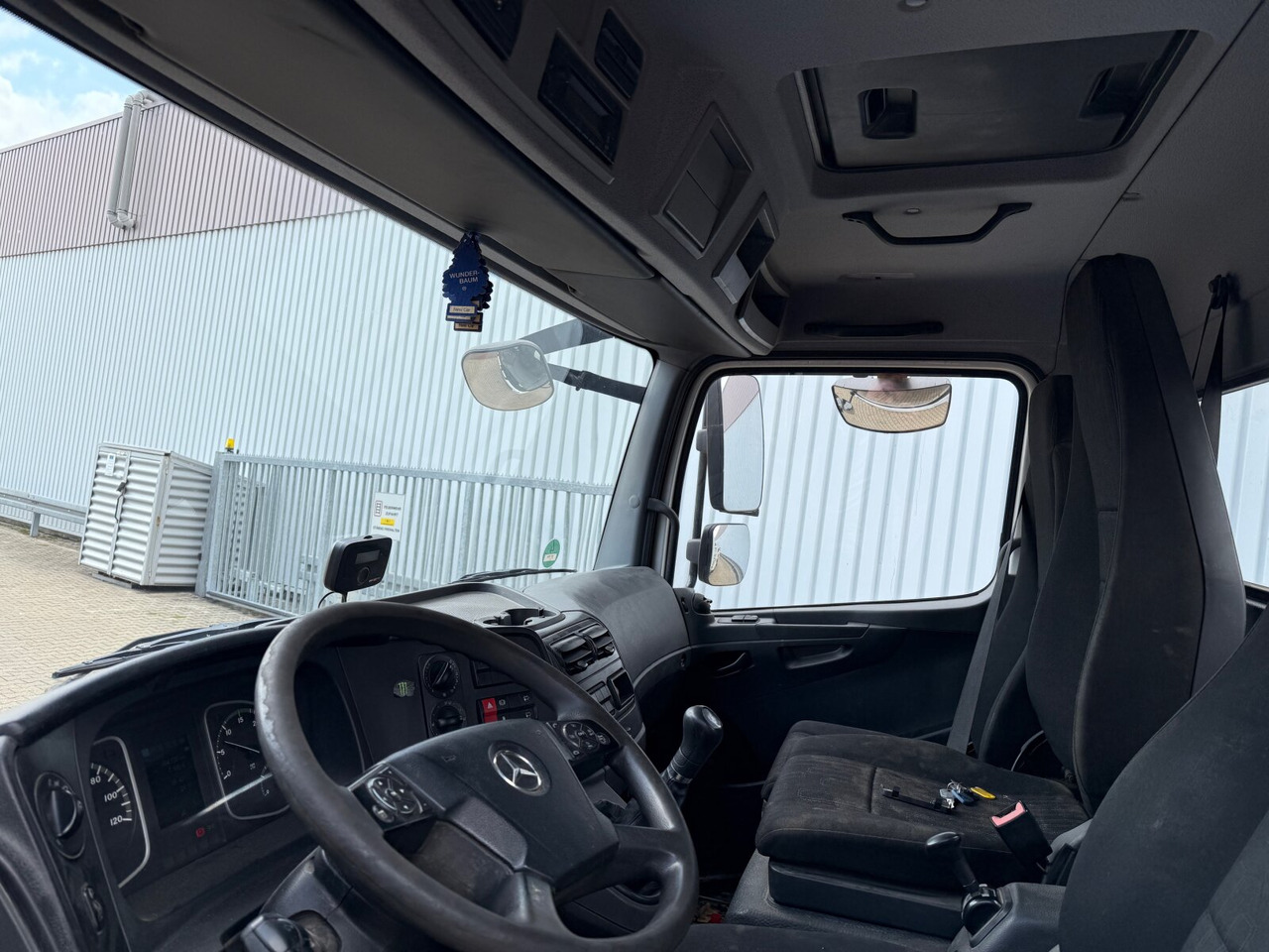 Mercedes-Benz Atego 1223 K 4x2 Atego 1223 K 4x2, 2x AHK - מזהיר: תמונה 3 Mercedes-Benz Atego 1223 K 4x2 Atego 1223 K 4x2, 2x AHK - מזהיר: תמונה 3