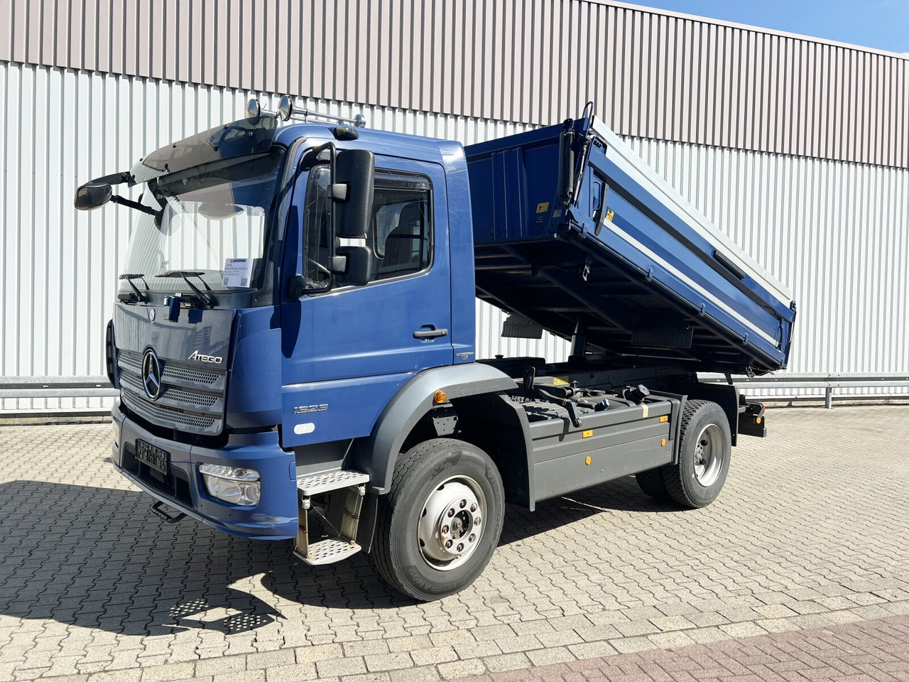 Mercedes-Benz Atego 1323 AK 4x4 Atego 1323 AK 4x4 - מזהיר: תמונה 1 Mercedes-Benz Atego 1323 AK 4x4 Atego 1323 AK 4x4 - מזהיר: תמונה 1